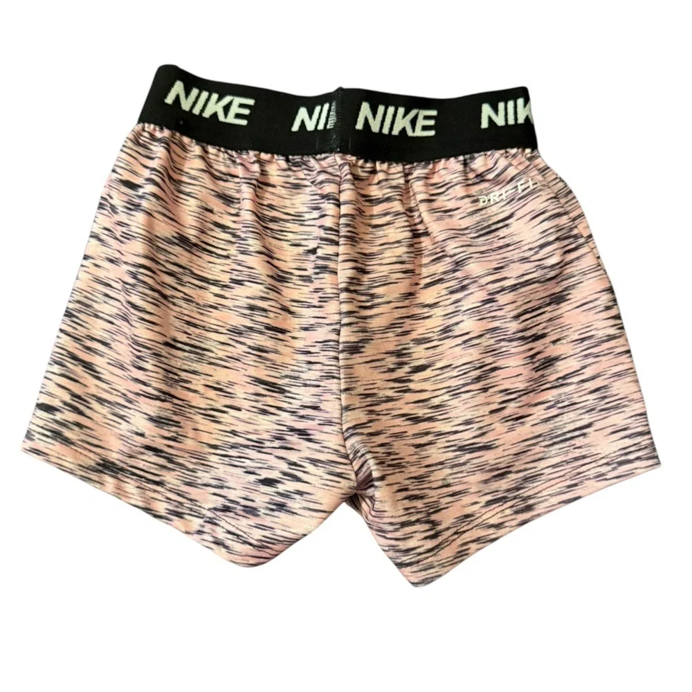 Nike Kids Pink and Black Matching Set - Picture 7 of 8